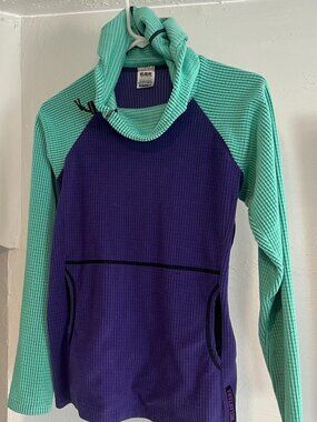 Womens Melanzana small